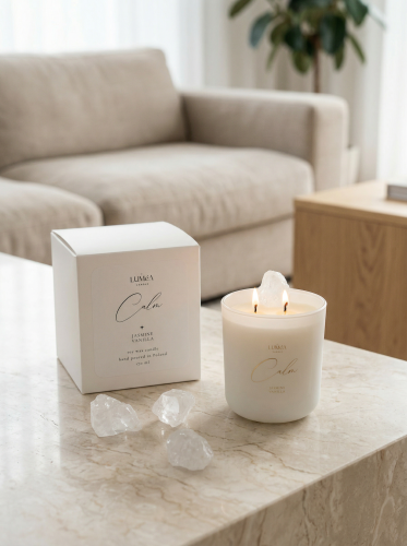 Light of CALM – sojowa świeca Luméa Candle z kwarcem mlecznym