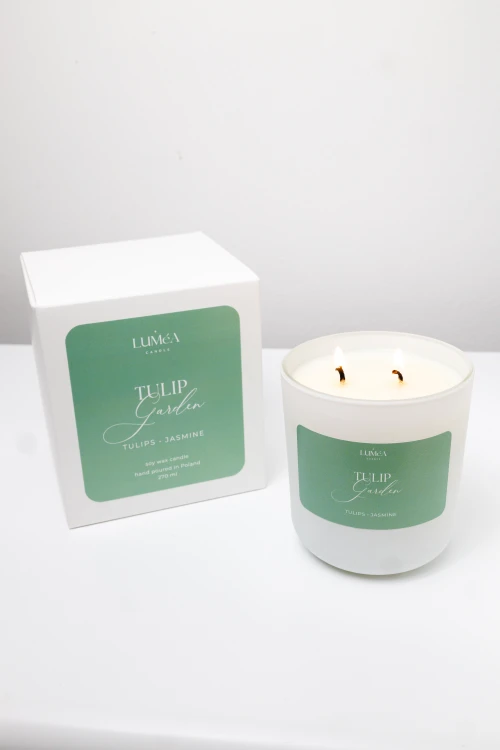 Tulip Garden– sojowa świeca Luméa Candle o aromacie tulipanów i jaśminu