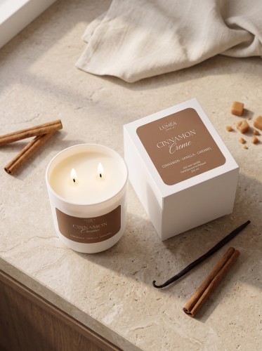 Cinnamon Creme – jesienna świeca zapachowa z cynamonem Świeca zapachowa Cinnamon Creme Luméa Candle 270 ml Świeca sojowa o zapachu cynamonu, wanilii i karmelu